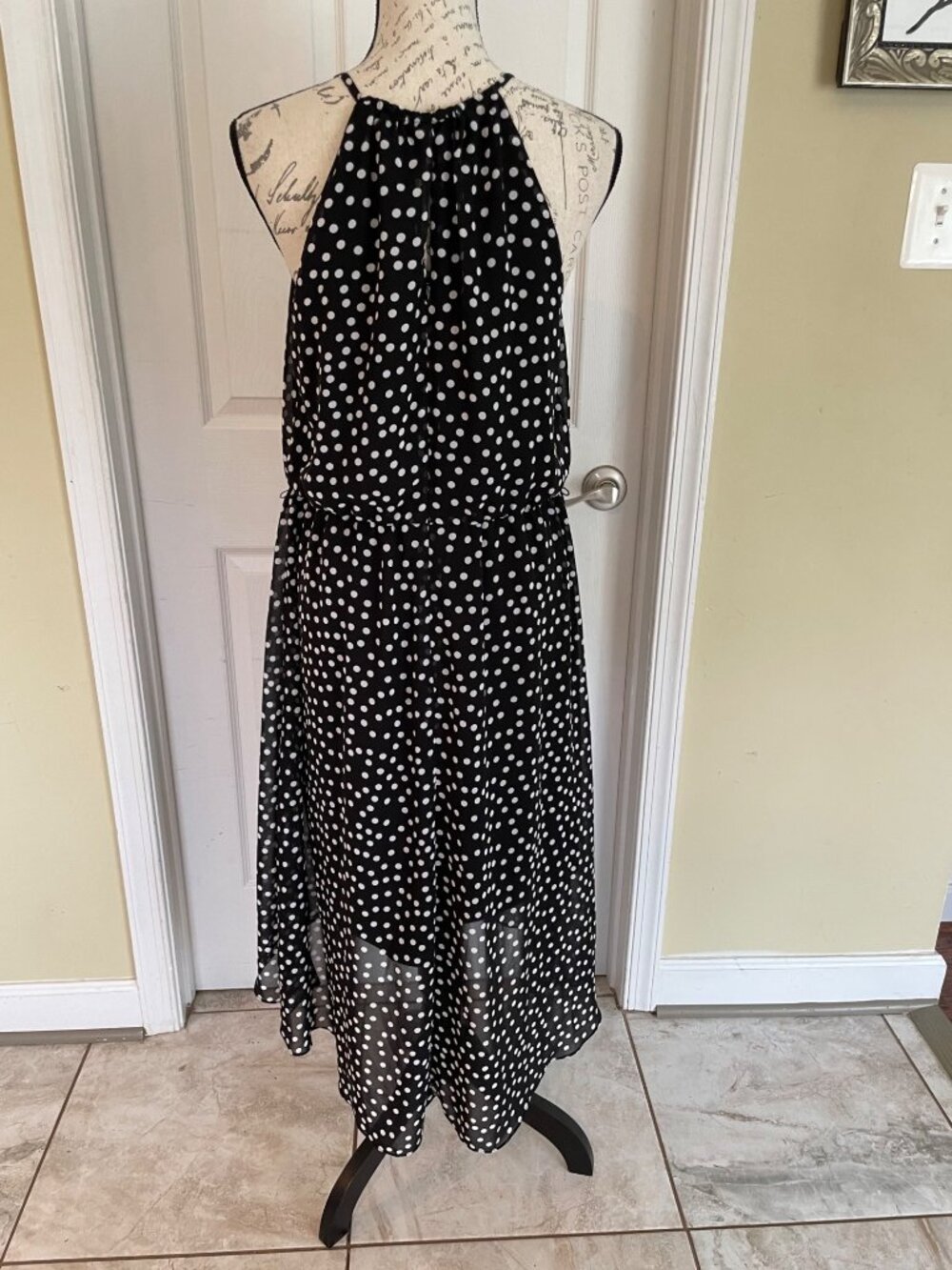 White House Black Market Black White Polka-dots Halter Sleeveless High Low 12 - Picture 11 of 14